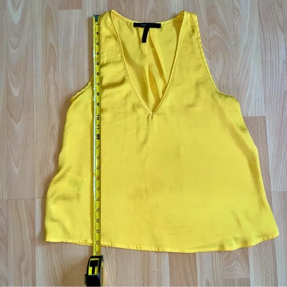 BCBG Max Azria Women's Satin Top Vneck Tunic flowy bright yellow tank top XS - Picture 7 of 10